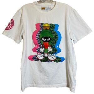 Looney Tunes T-Shirt Men's Sz M Marvin the Martian Suede 3-D Art Design Cotton T